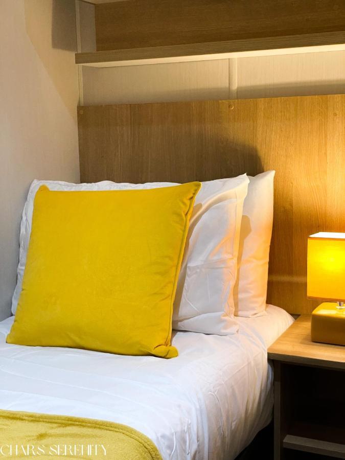 Lovely Holiday Home At Lyons Caravan Park! 普利斯坦丁 外观 照片